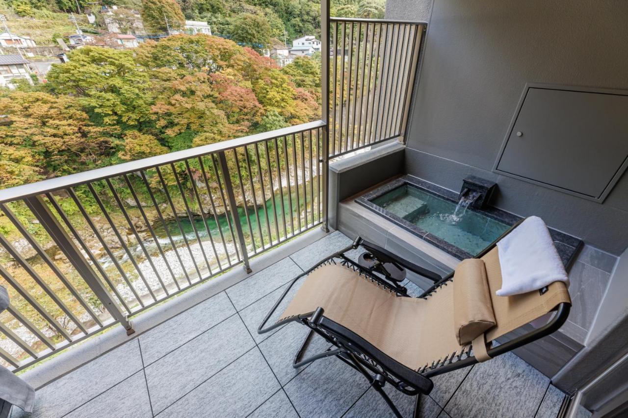 Готель Minakami Onsen Aratashi Мінакамі Екстер'єр фото